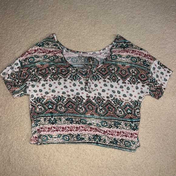 Forever 21 crop top - Picture 2 of 3